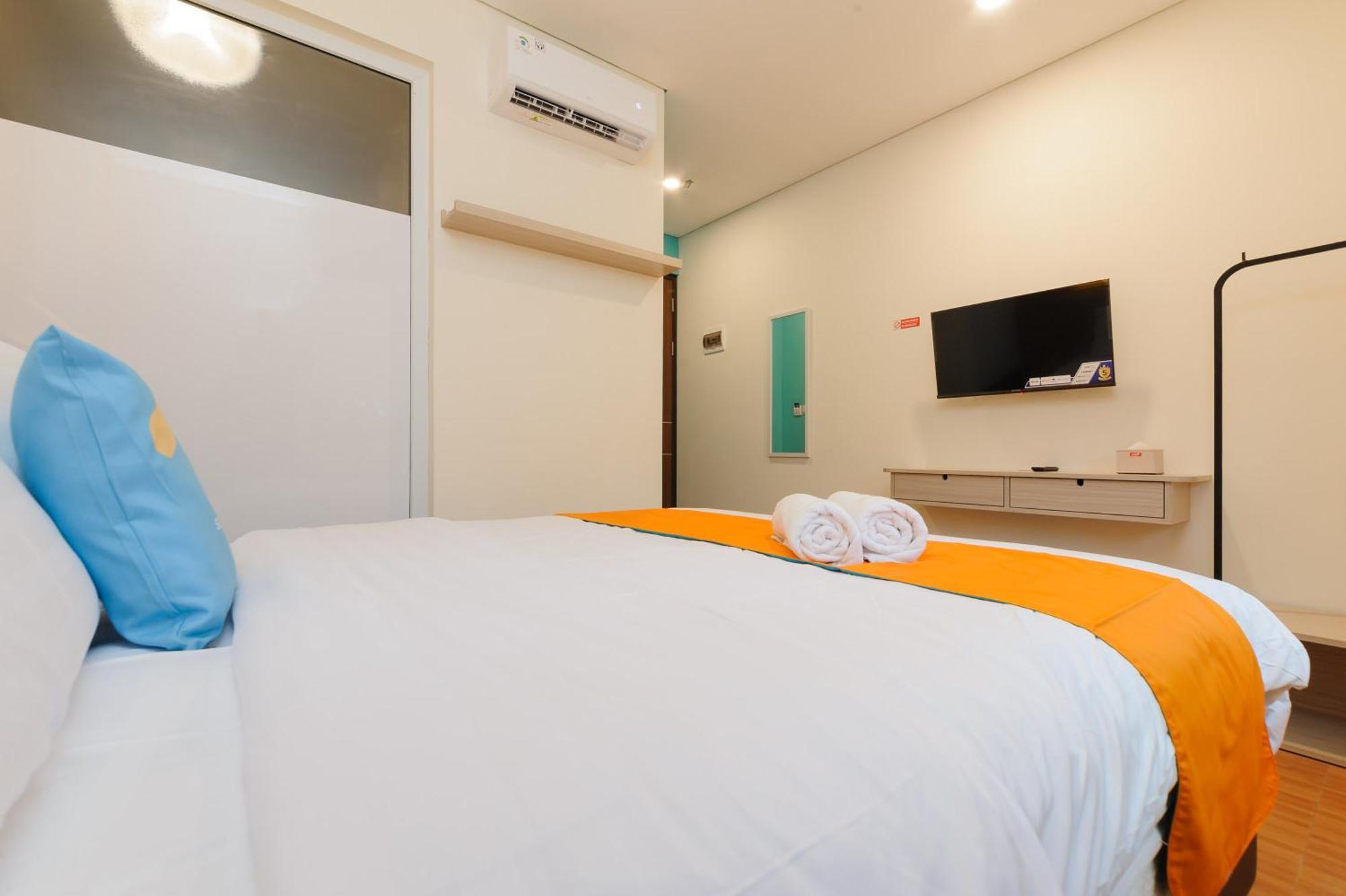 Sans Hotel Tajur Bogor Bantarkamang エクステリア 写真