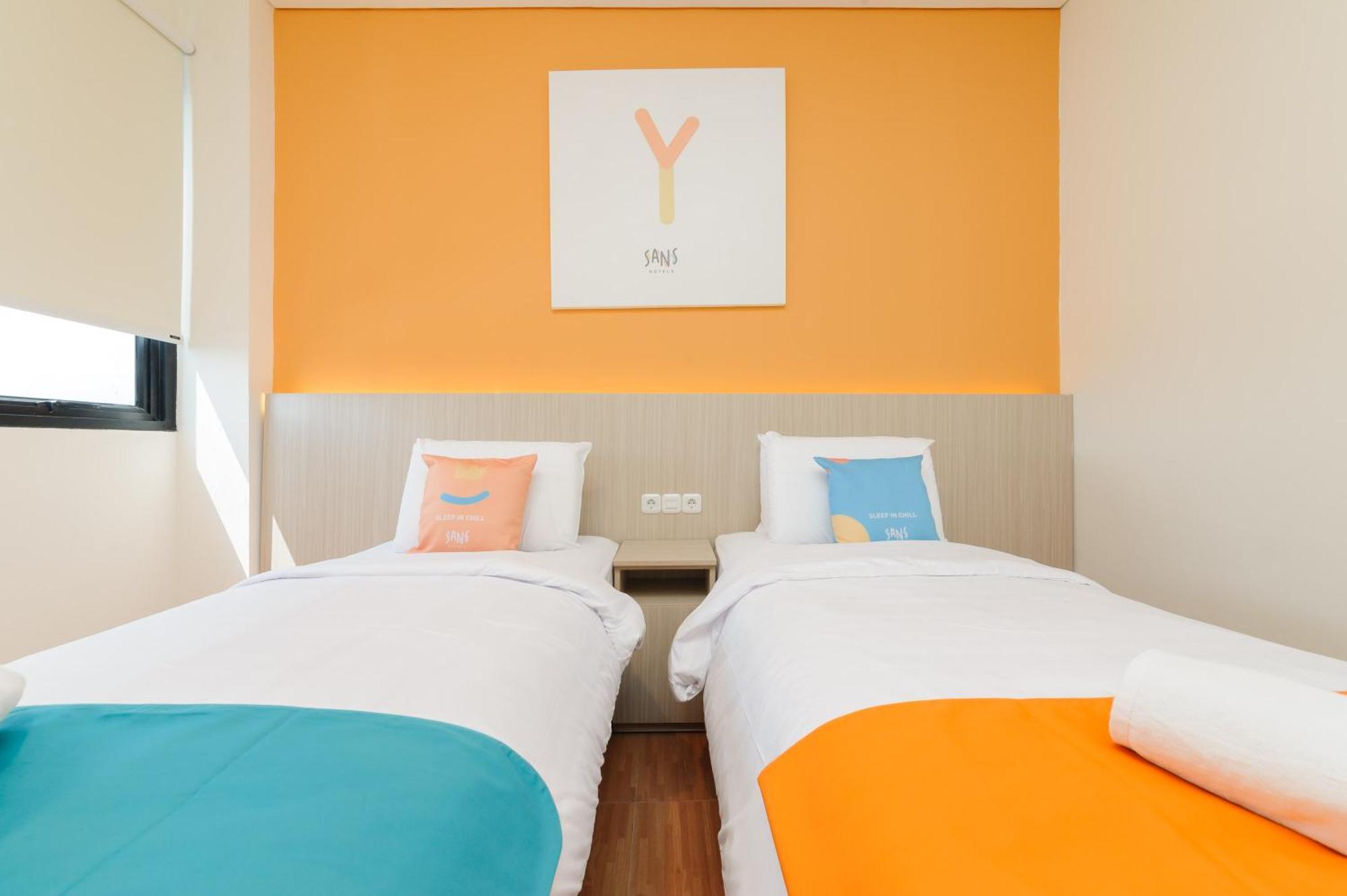 Sans Hotel Tajur Bogor Bantarkamang エクステリア 写真
