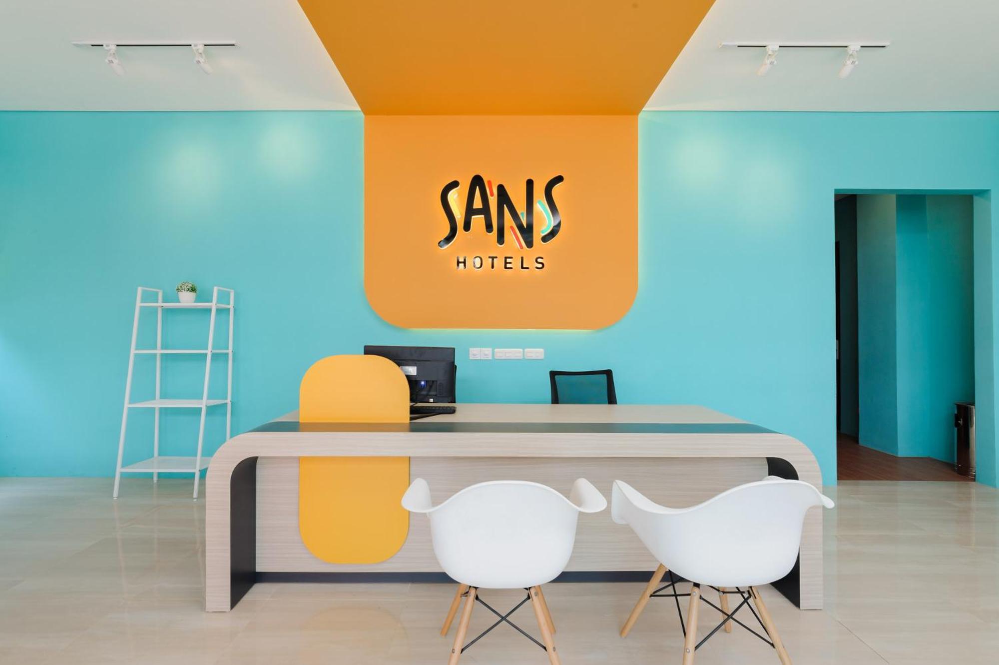 Sans Hotel Tajur Bogor Bantarkamang エクステリア 写真