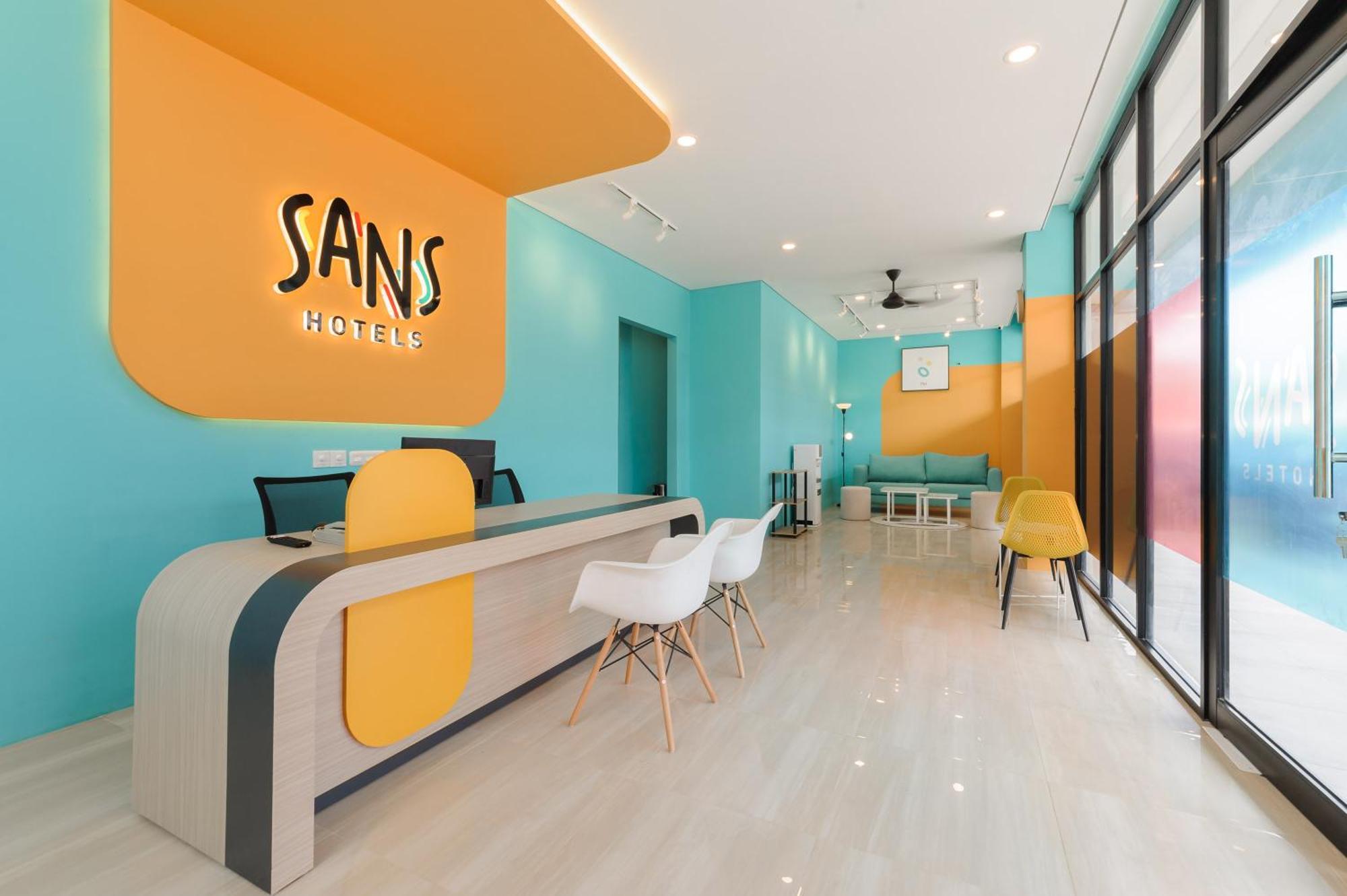 Sans Hotel Tajur Bogor Bantarkamang エクステリア 写真